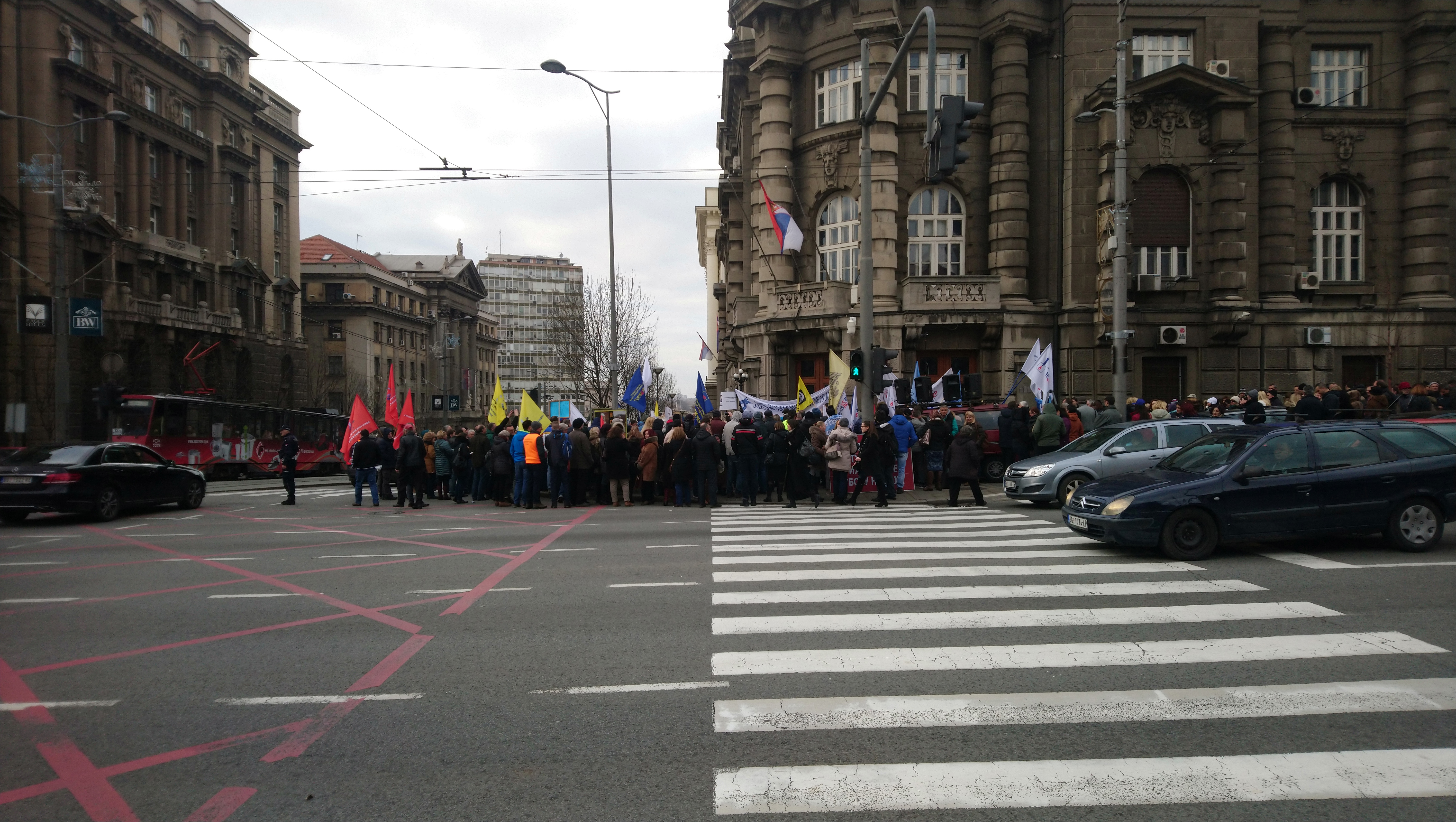 35,35,185,194.676758